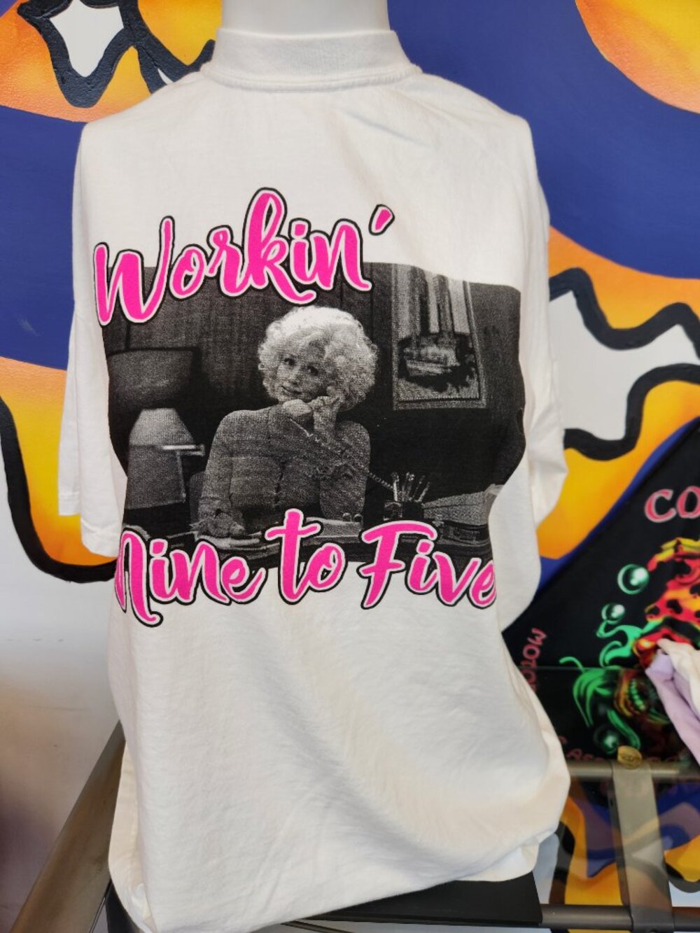 Dolly Parton - 9 to 5 - Short Sleeve Screenprinted Tee